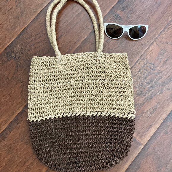 Cherokee Handbags - Vintage  80's Cherokee Two Toned Straw Tote